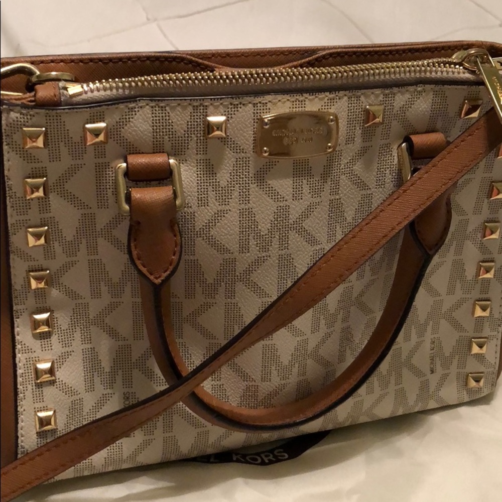 Mk purse and matching wallet!.